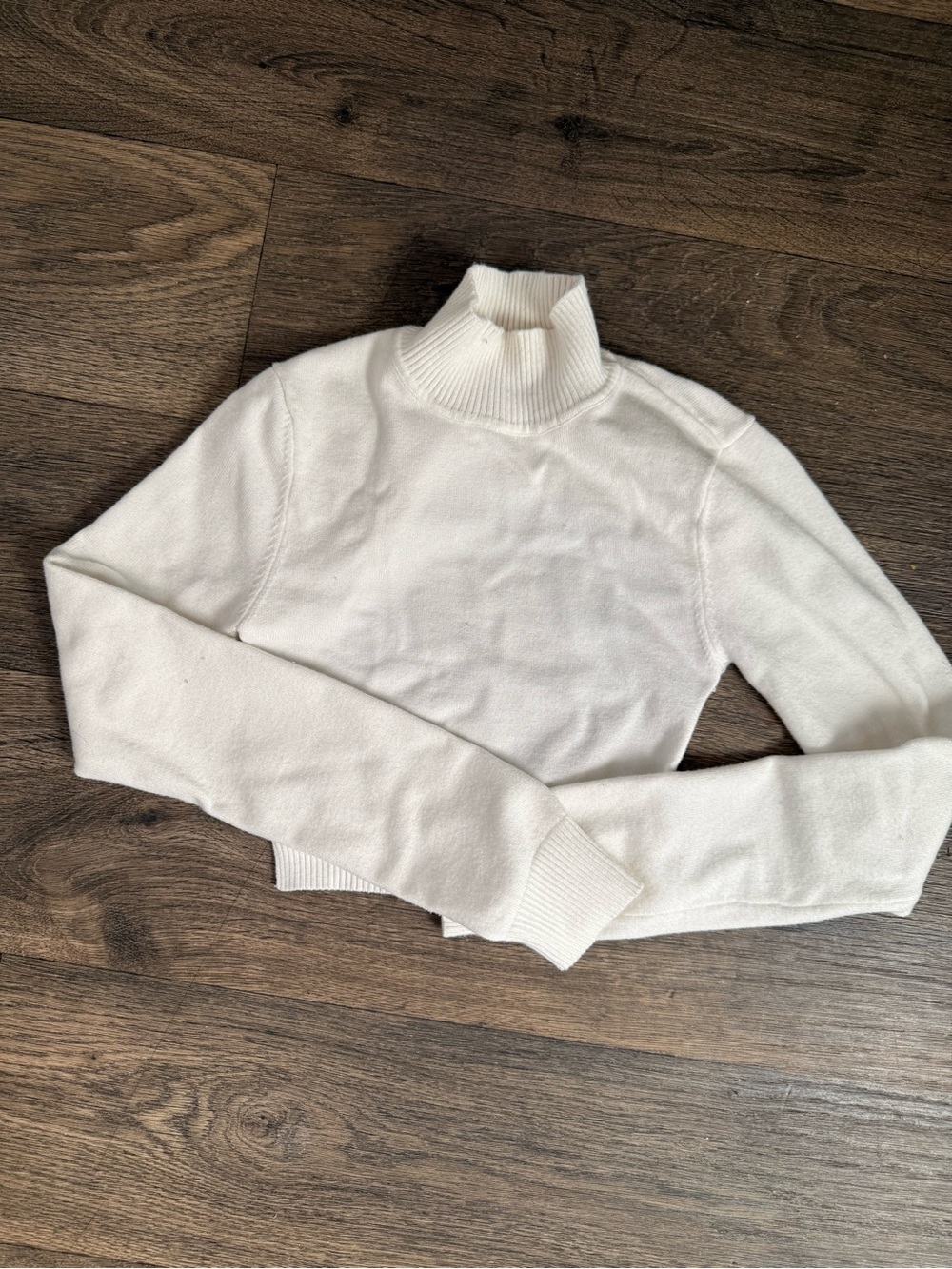 Edikted Turtleneck Sweater